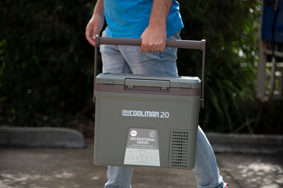 man carrying 20L Recreational Series myCOOLMAN